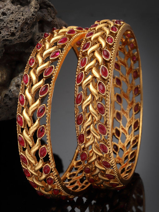 Sukkhi Ethnic Gold Plated Red Broad Kada Bracelet Bangle Jewellery Set for Women & Girls