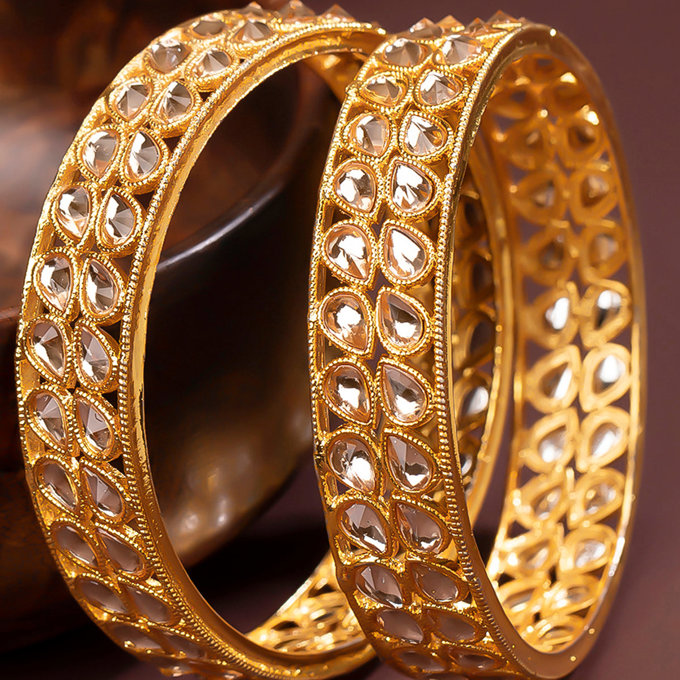 Sukkhi Beguiling Gold Plated Kundan (Set of 2) Bangle For Women
