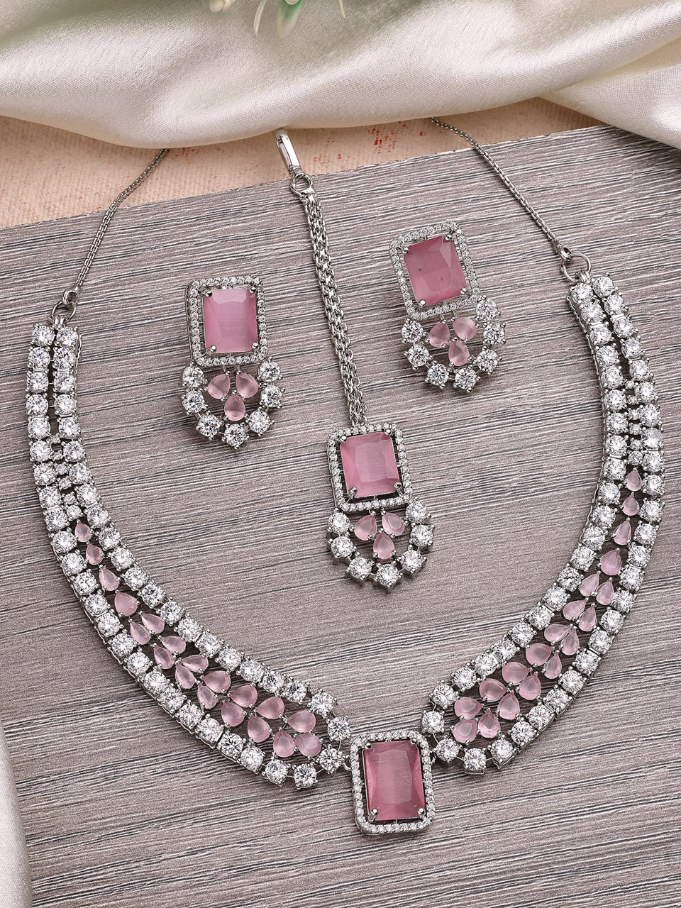 Sukkhi Preety Pink Stylish Rhodium Plated Cubic Zirconia Diamond Studded Brass Collar Necklace with Studs Earring & Maangtikka Jewellery Set for Women