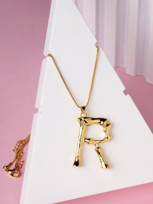 Scintillare by Sukkhi Unique Name English Gold Plated Alphabet R Letter Initials Letter Locket Pendant Necklace Chain Alphabet Pendant Necklace Chain for Men And Women Unisex