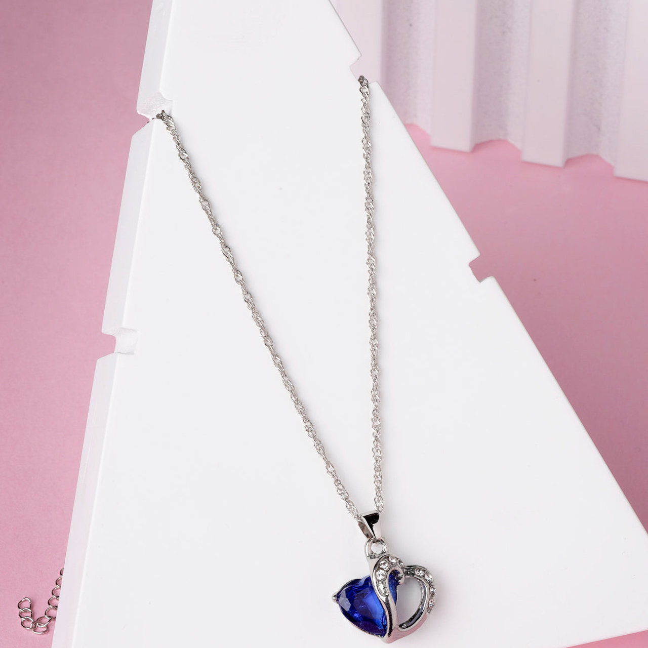 Scintillare by Sukkhi Trendy Style Joint Valentine Heart Shaped Crystals With Rhodium Plated Silver Pendant With Chain for Women And Girls