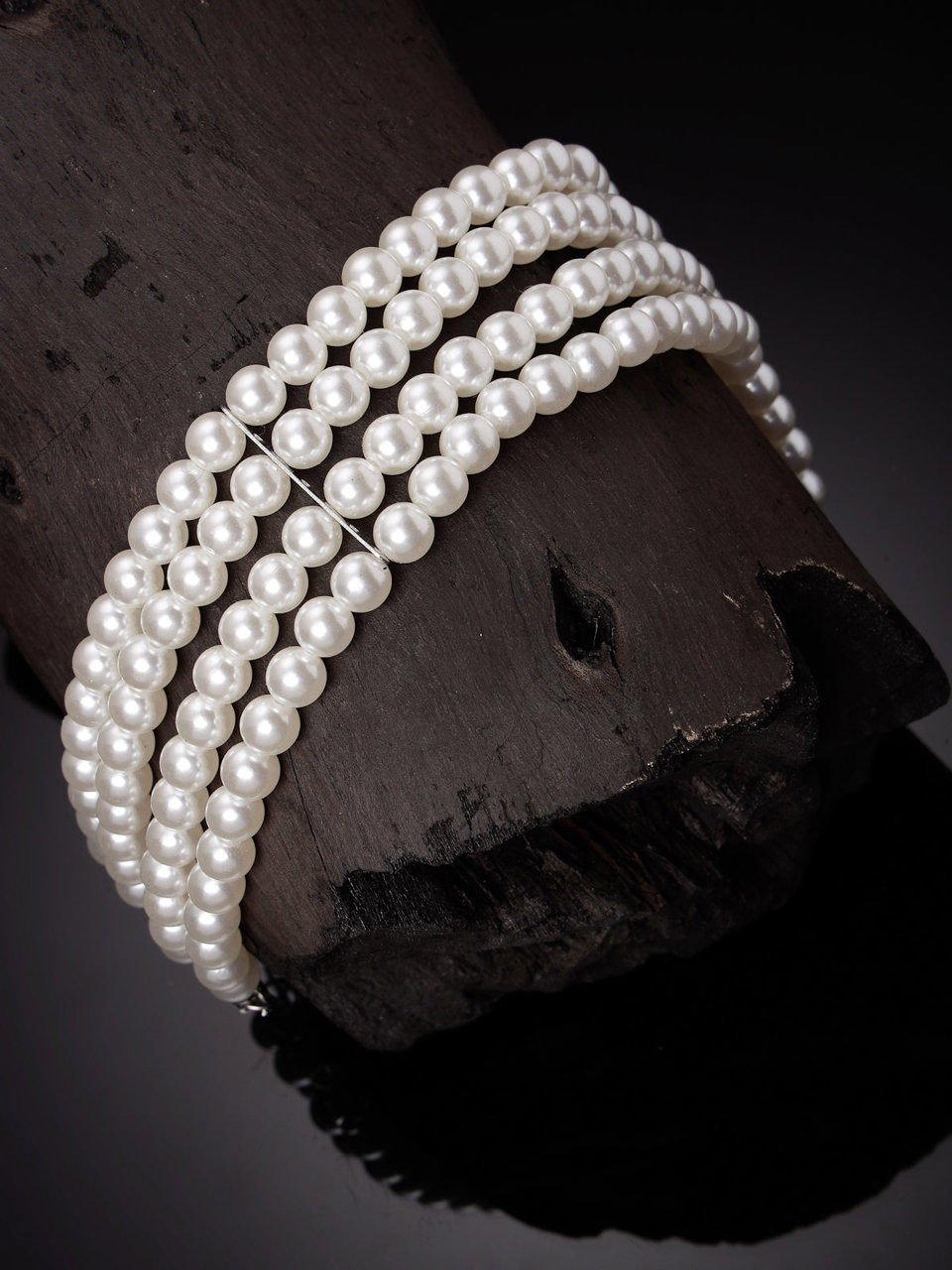 Scintillare by Sukkhi Beautiful Latest Stylish White Pearls Contemporary Choker Necklace for Women & Girls