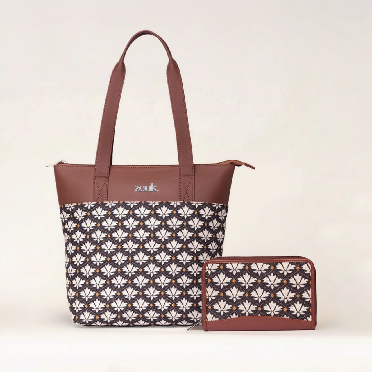 Bidri Kaiser Everyday Tote Bag & Chain Wallet Combo