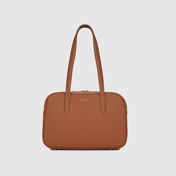 Retreat Duffle Bag - Tan