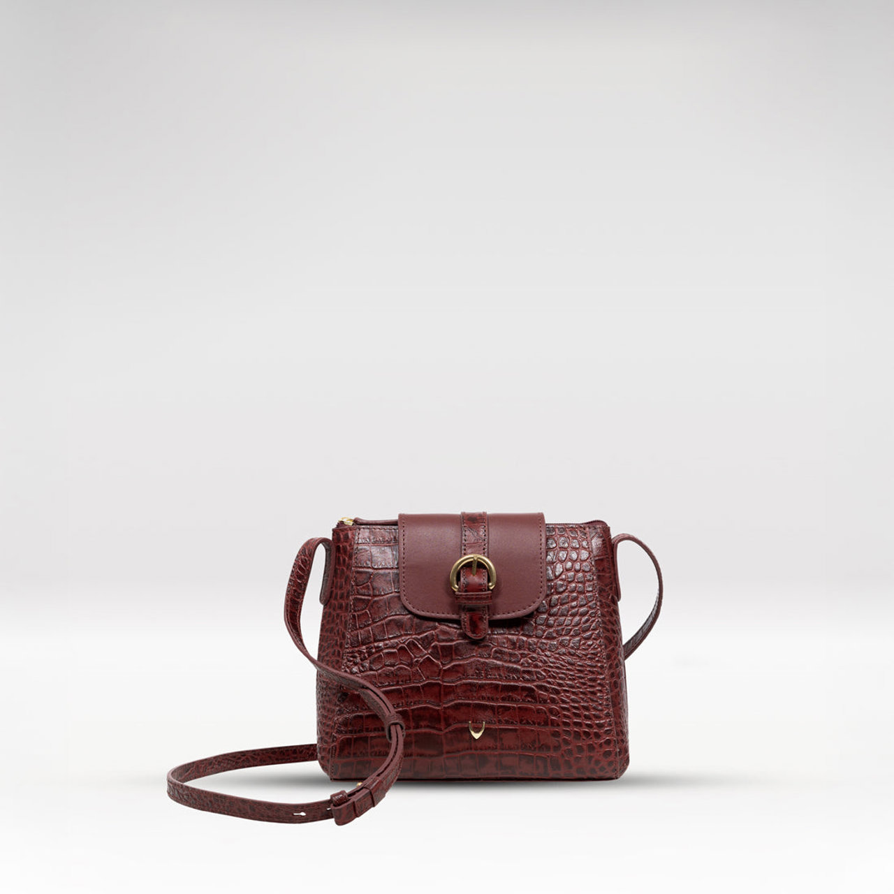 Ee Lyra Red Leather Sling Bag